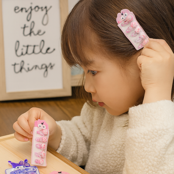 Decorative kids’ hair clips