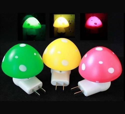 Plastic Mushroom Shaped Energy Saving LED Night Lamp with Automatic Sensor