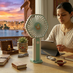 Handheld Desktop USB Portable Fan Simple and Stylish
