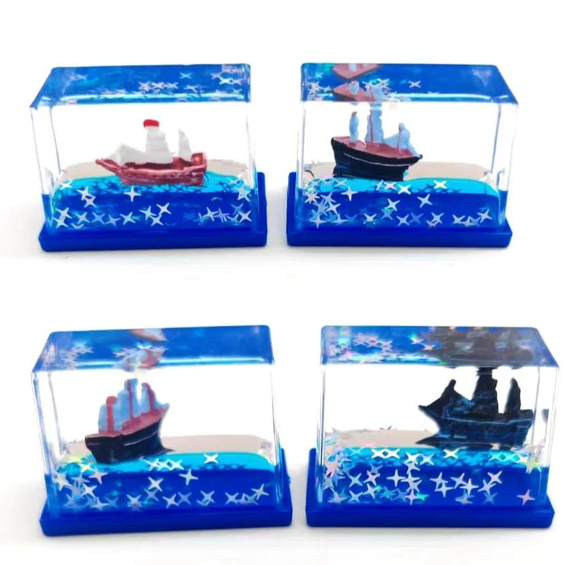 Mini floating cubes